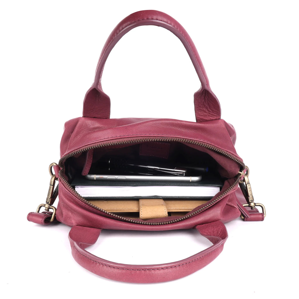 Leather Cross-Body Bag: Billie