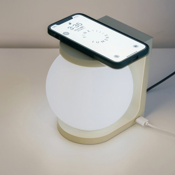 Plat Table Lamp & Charger