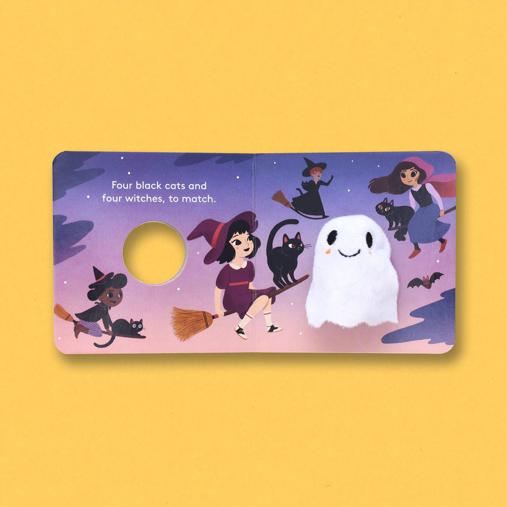 Little Ghostie Finger Puppet Book