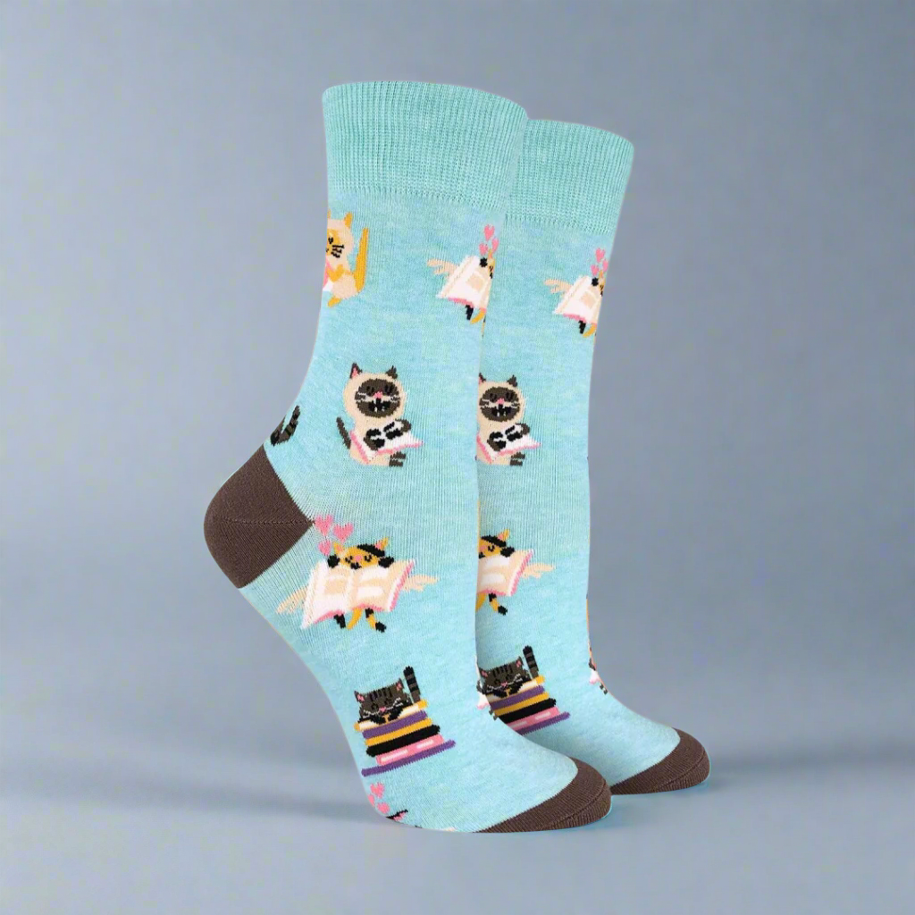 Reading Cats Women's Socks