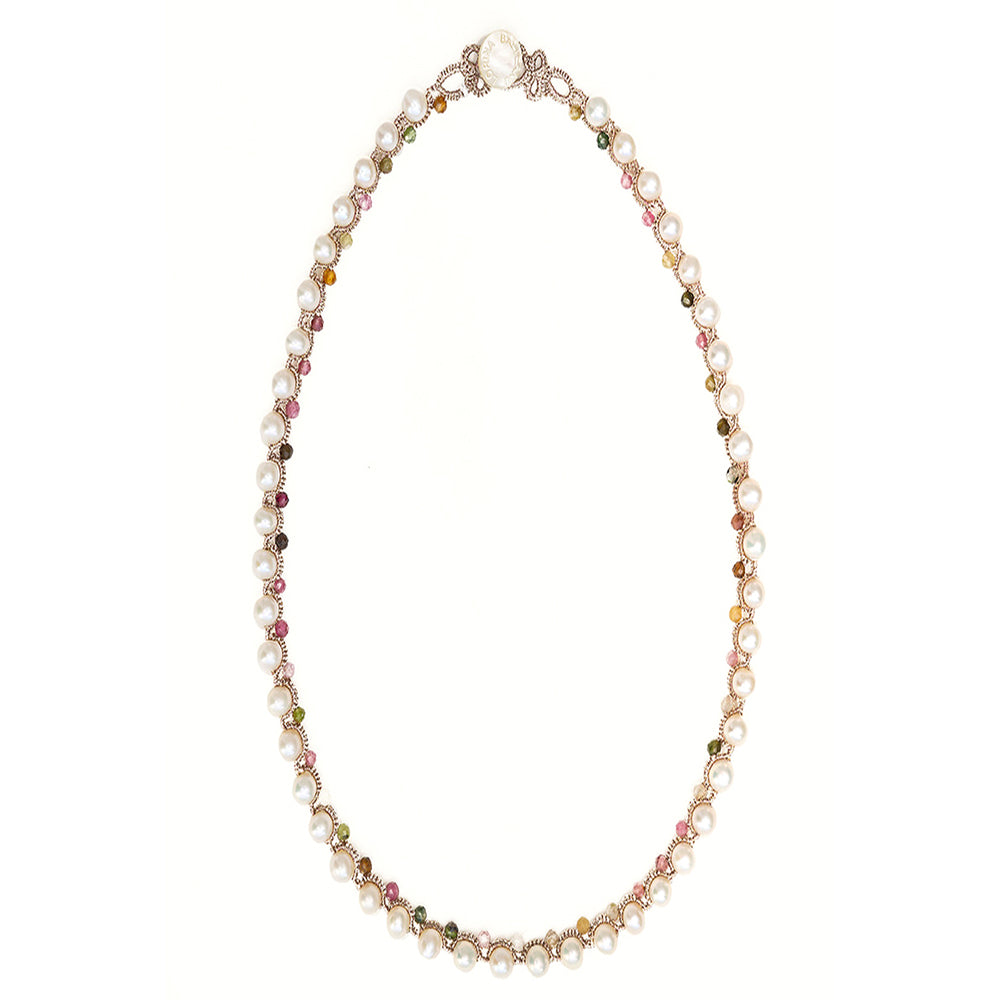 Lace Necklace: Pearl Dallas