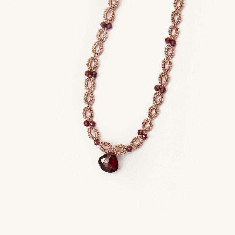 Lace Chocker: Prato in Garnet