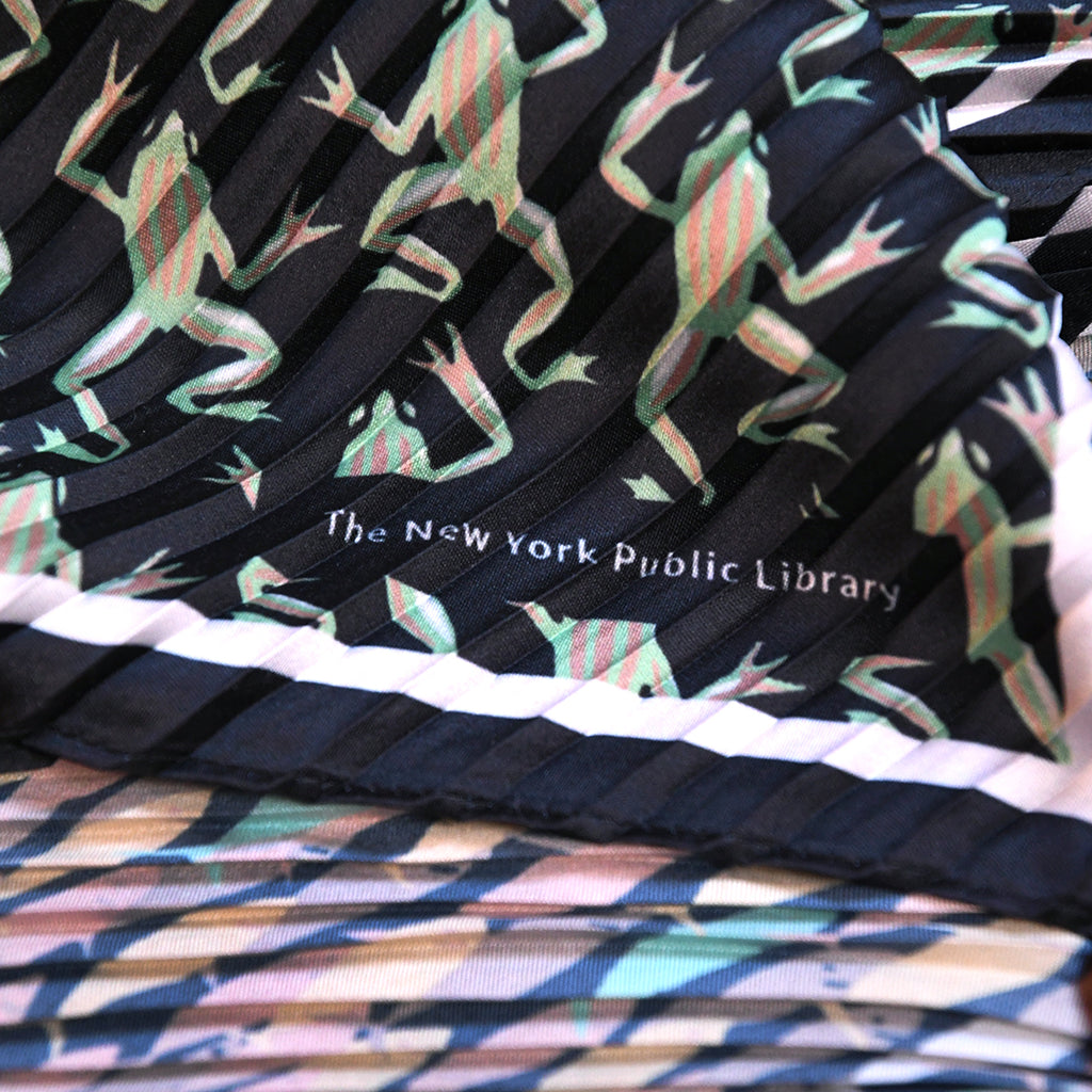 NYPL Reptile House Pleated Diamond Scarf