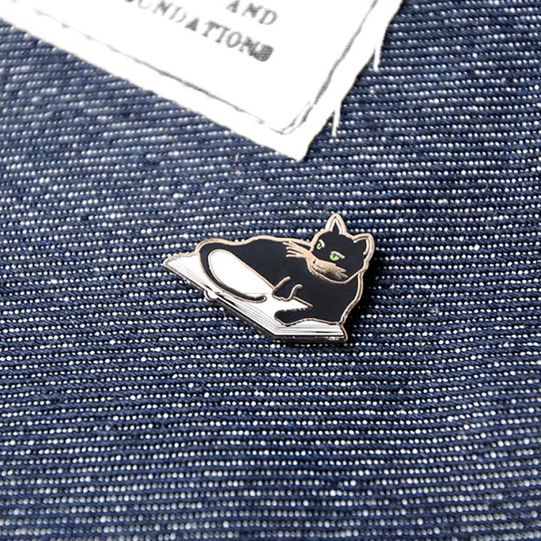 Book Cat Pin - The New York Public Library Shop