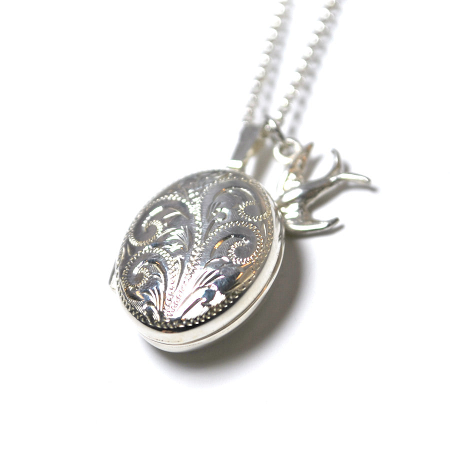 Engraved Locket Necklace - The New York Public Library Shop