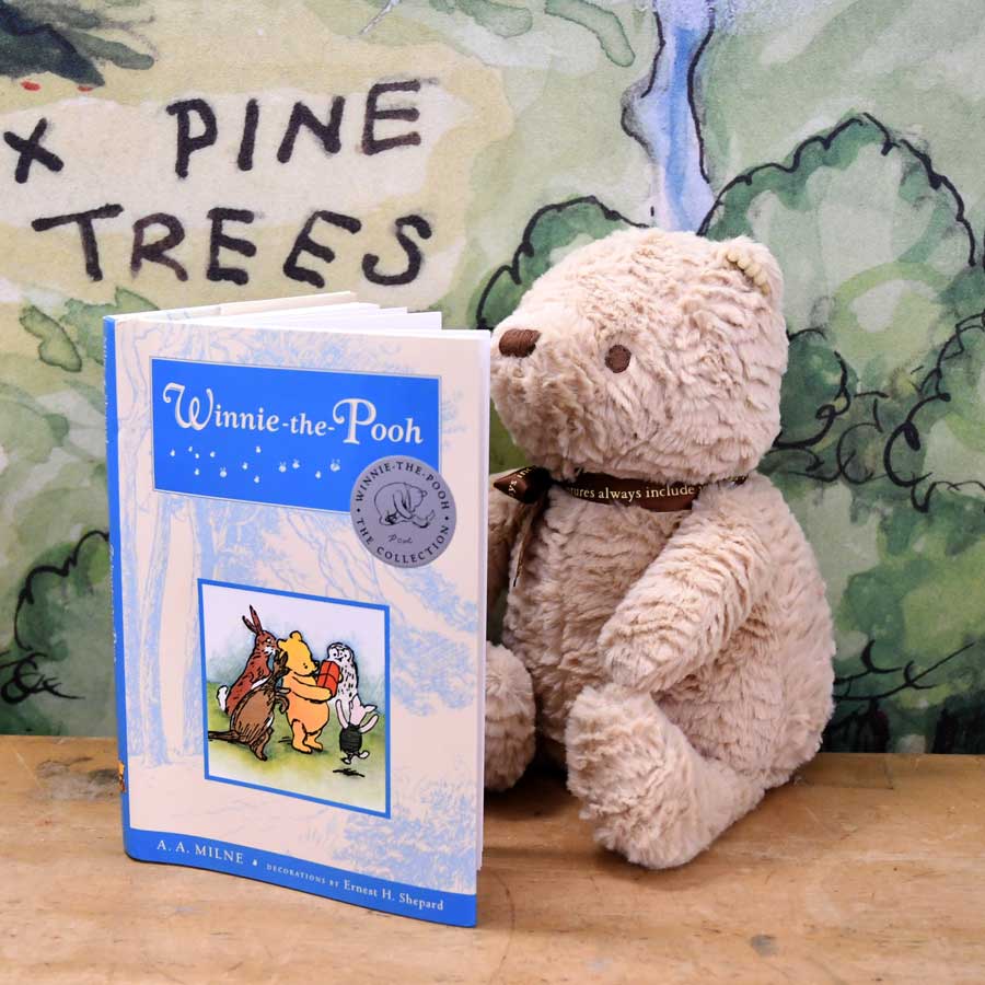 Winnie the Pooh: Deluxe Edition + Plush Set - The New York Public Library Shop